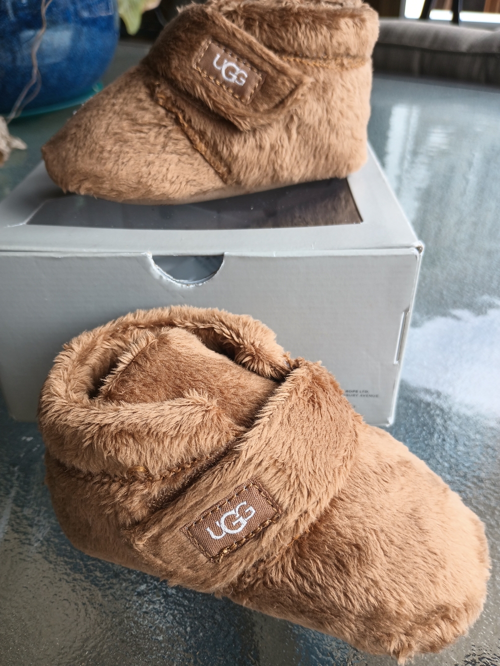 NWT UGG Baby Brown Cozy Bootie Slippers Size 4/5